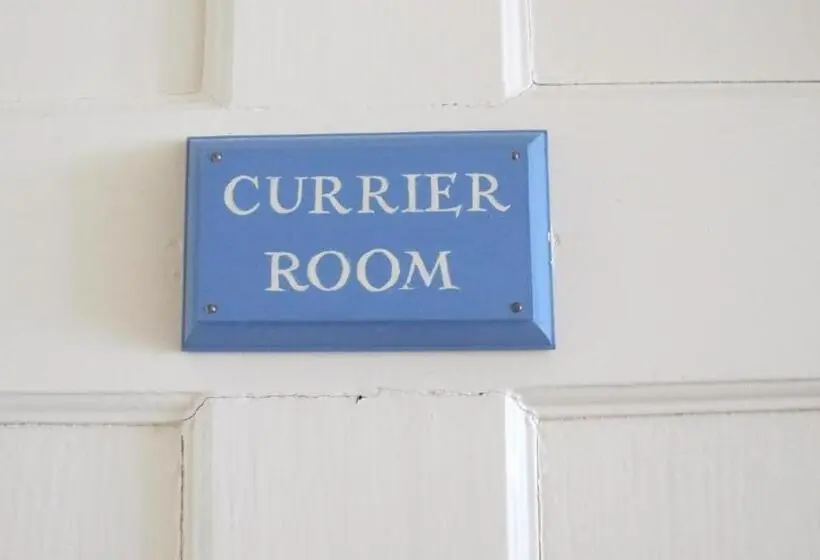 キングサイズベッドのスタンダードルーム, Clark Currier Inn