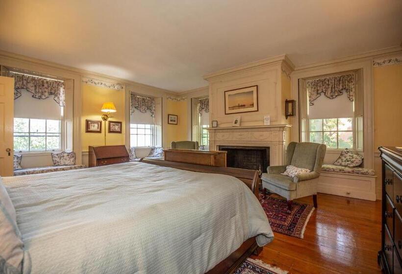 Стандартный Номер Кровать Кинг, Clark Currier Inn