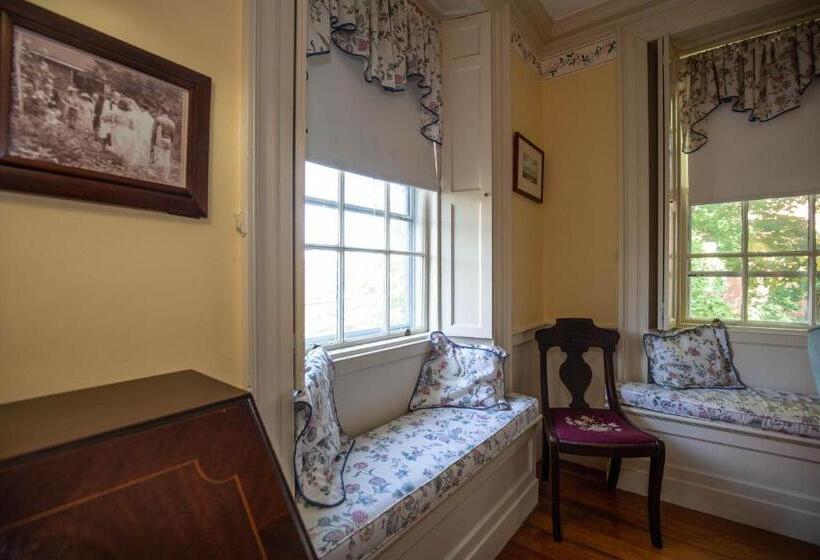 Стандартный Номер Кровать Кинг, Clark Currier Inn