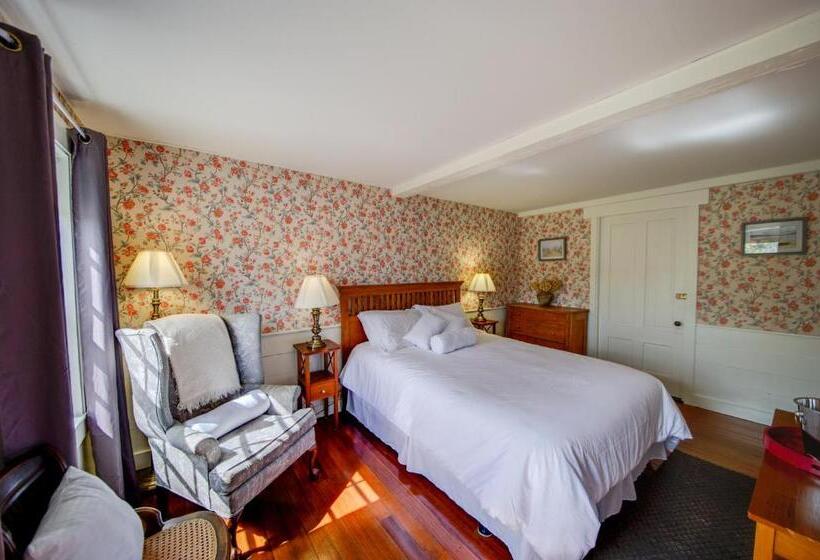 带大床的标准间, Copper Swan