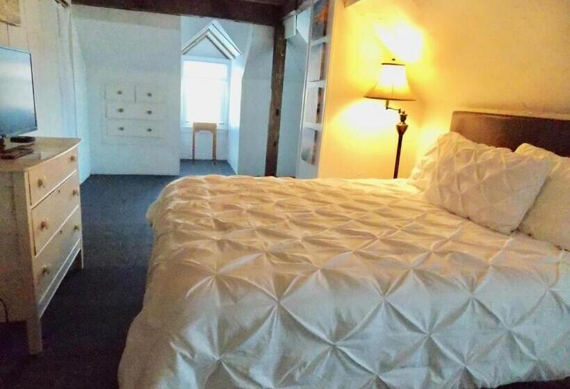 标准间, Copper Swan