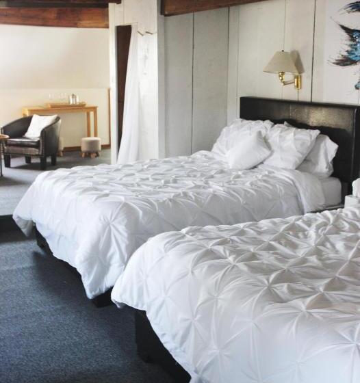 标准工作室, Copper Swan