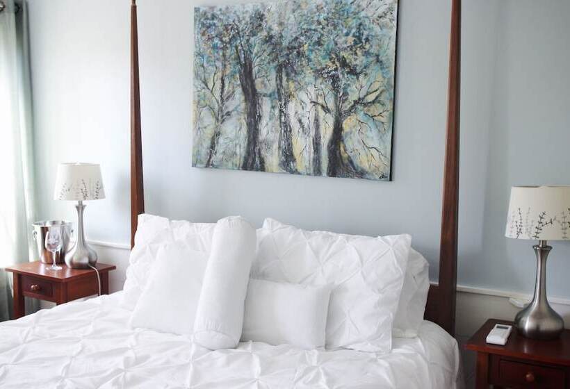 带2个卧室的套房, Copper Swan