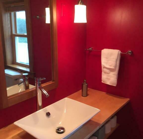 标准间, Stone Hill Overlook