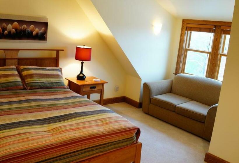 标准间, Stone Hill Overlook