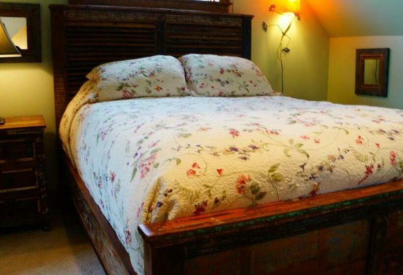 标准间, Stone Hill Overlook