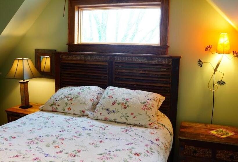 标准间, Stone Hill Overlook