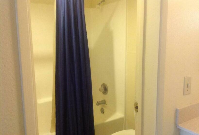 חדר סטנדרט, Eunice Plaza Motel