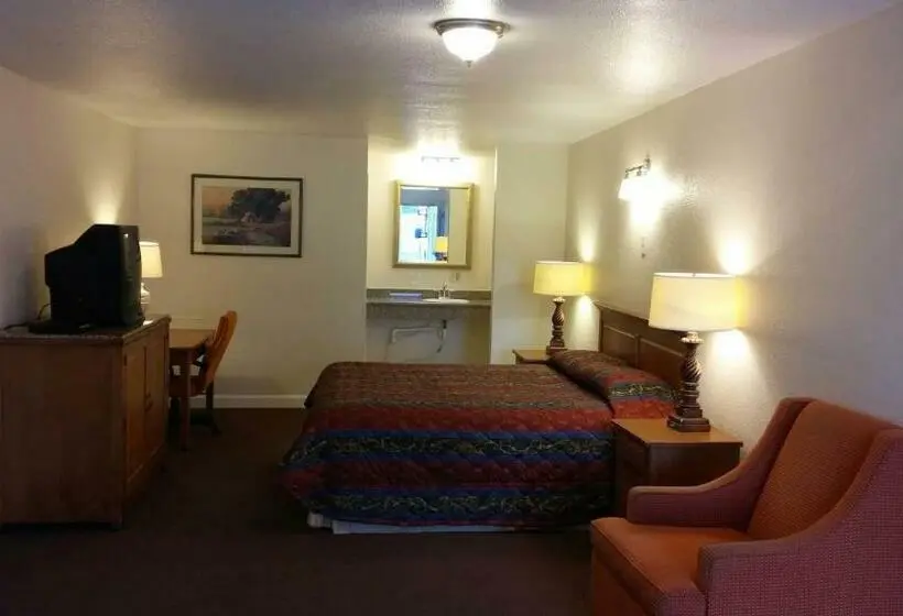 Standard Yhden Hengen Huone King-vuode, Country Regency Inn & Suites
