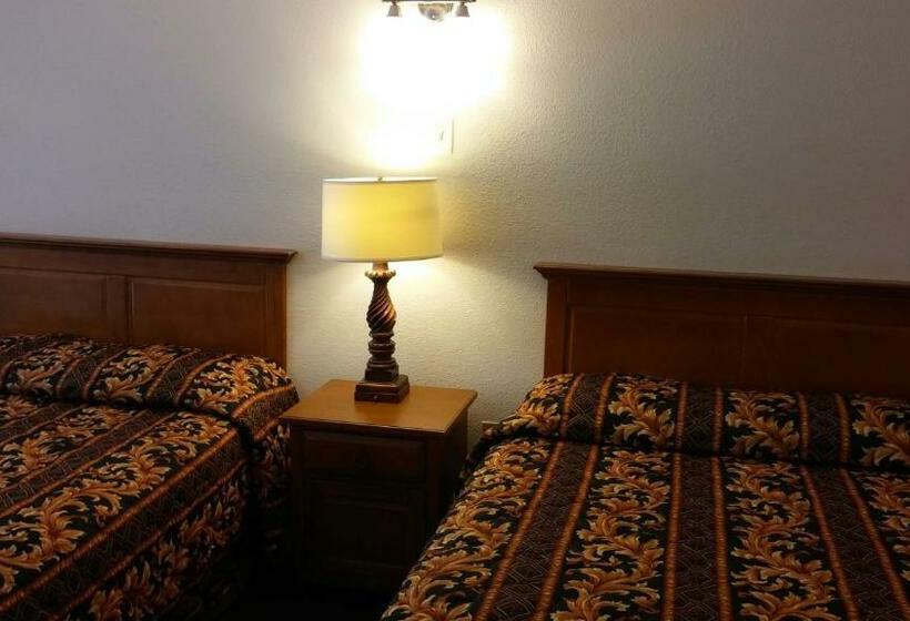 Номер Deluxe, Country Regency Inn & Suites