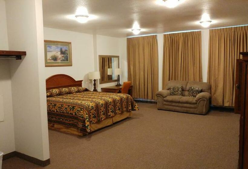 Люкс Deluxe Кровать Кинг, Country Regency Inn & Suites