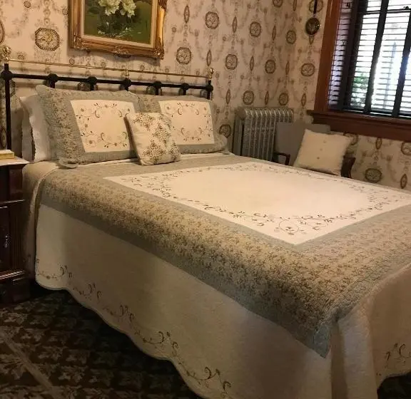 エコノミールーム, Cripple Creek Hospitality House & Travel Park