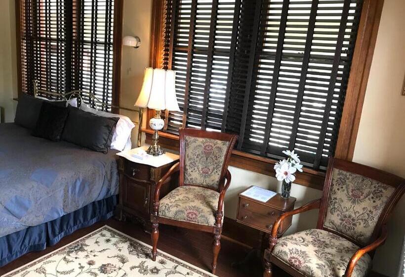 غرفة قياسية سرير كينج, Cripple Creek Hospitality House & Travel Park