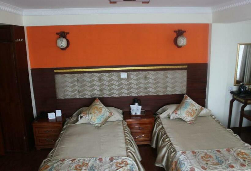 اتاق لوکس, Little Tibet Resort Mall Road