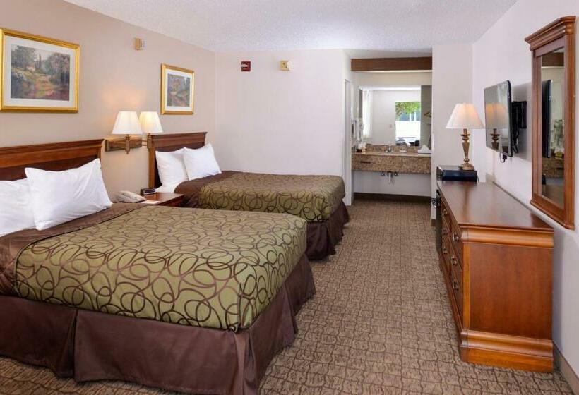 غرفه قياسيه سريرين مزدوجين, Briarwood Inn Of Geneva