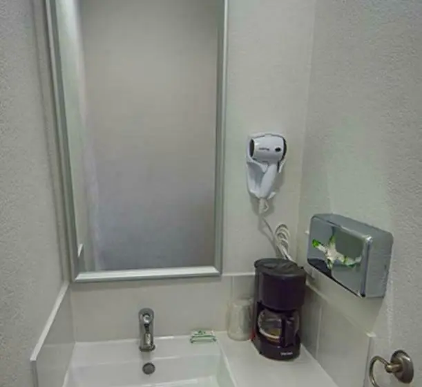 ２ダブルベッドのスタンダードルーム, Budget Inn
