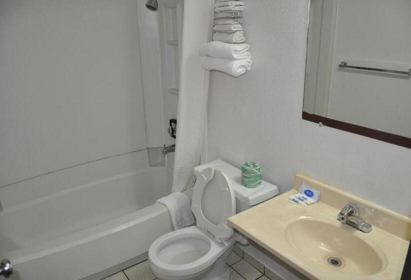 스탠다드 룸 더블 침대 2개, Heritage Inn