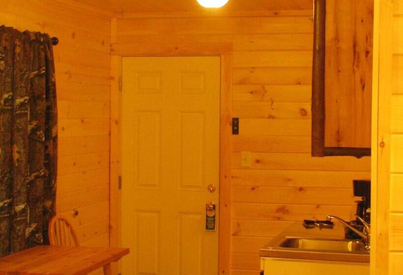 Четырехместный Номер Deluxe, Pine Knoll Hotel Lakeside Lodge & Cabin