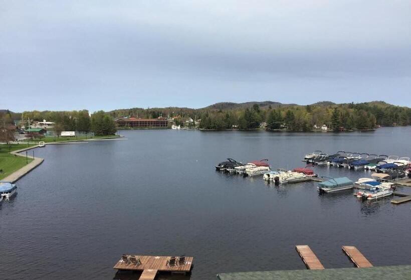 בקתה, Pine Knoll Hotel Lakeside Lodge & Cabin