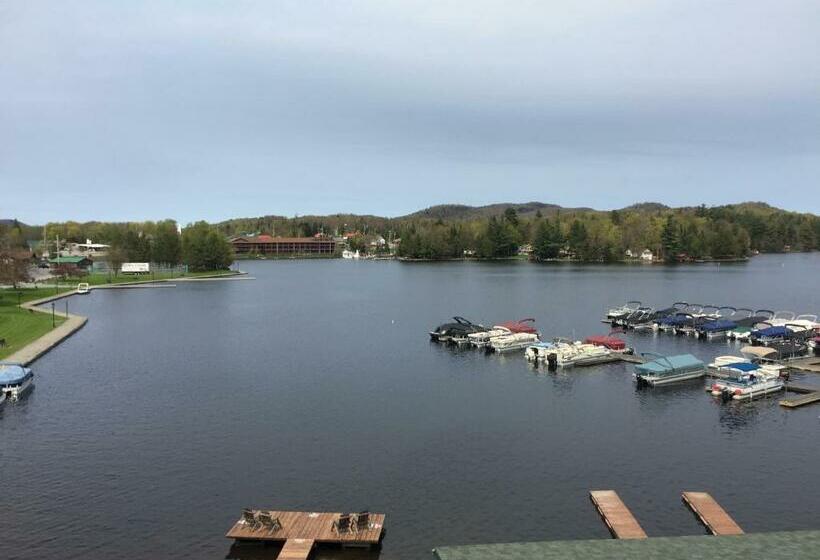 חדר סטנדרט עם מיטת קווין, Pine Knoll Hotel Lakeside Lodge & Cabin