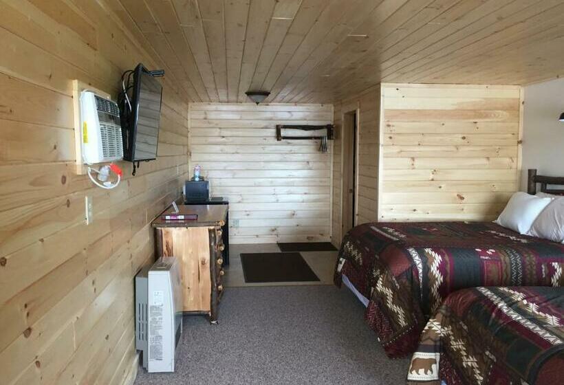 חדר סטנדרט עם מיטת קווין, Pine Knoll Hotel Lakeside Lodge & Cabin