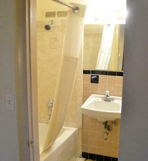 Номер Стандарт 2 Двуспальные Кровати, Scottish Inns Potsdam