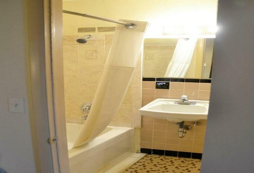 Номер Стандарт 2 Двуспальные Кровати, Scottish Inns Potsdam