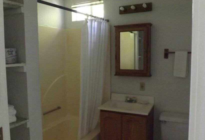 غرفة ديلوكس, Twin Lakes Inn