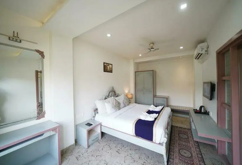 Juniorsviitti, New Hotel Broadway