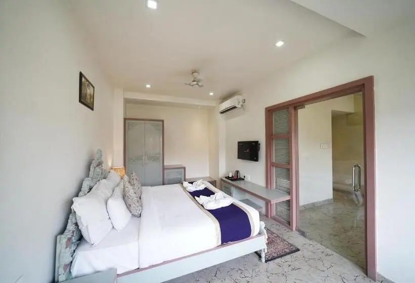 Juniorsviitti, New Hotel Broadway