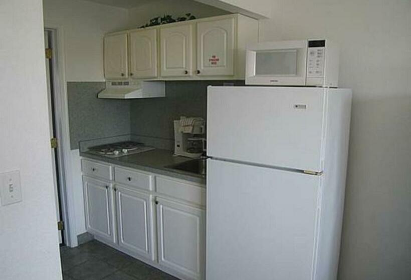 Люкс Боковой Вид на Море, Apollo Motel