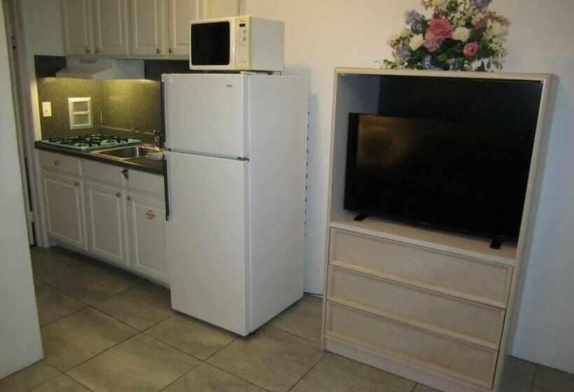 Люкс Боковой Вид на Море, Apollo Motel