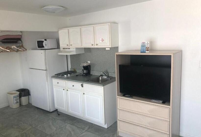 Студия Deluxe, Apollo Motel