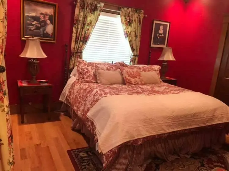 キングサイズベッドのデラックススイート, The Destination B&b Llc
