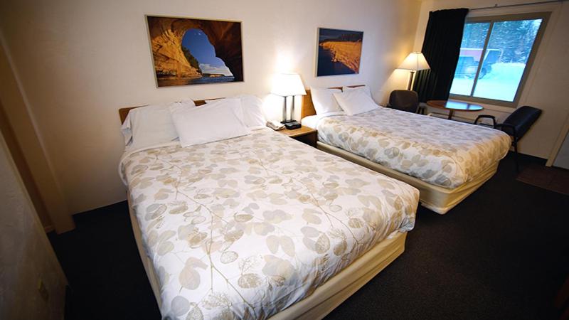 标准间, Alger Falls Motel