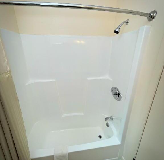 标准间, Alger Falls Motel