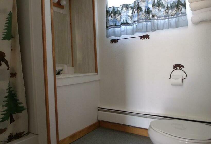 Family Suite, Antler Motel