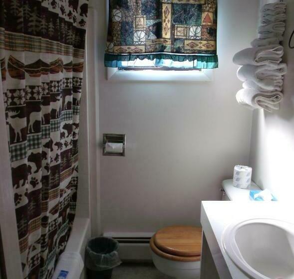 스탠다드 룸 더블 침대 2개, Antler Motel