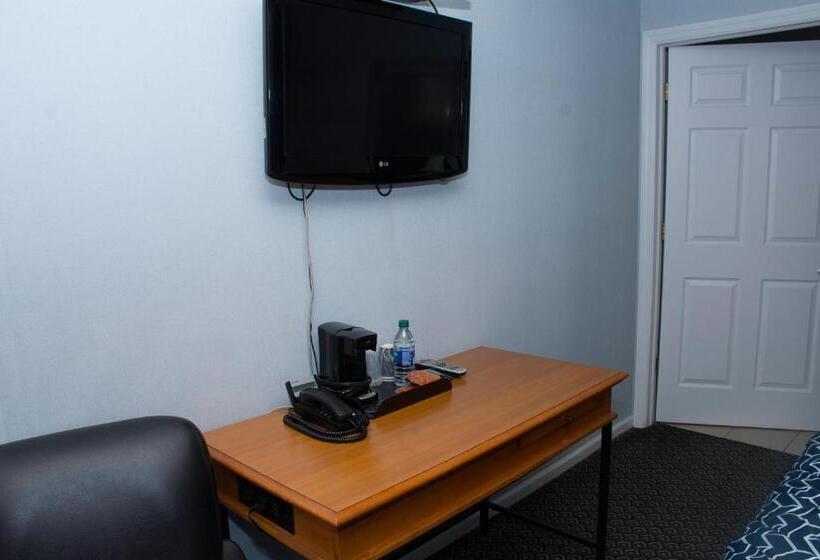 标准间, At 9 Motel