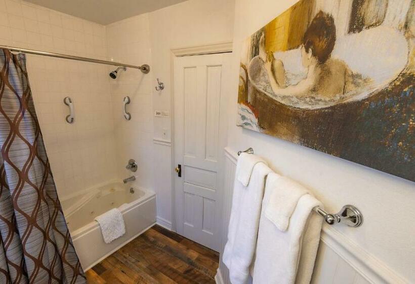 غرفة قياسية, 1899 Inn