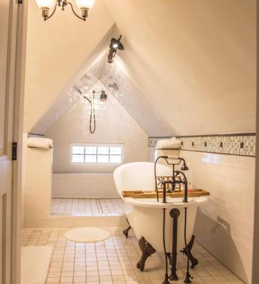 جناح سرير كينج, 1899 Inn