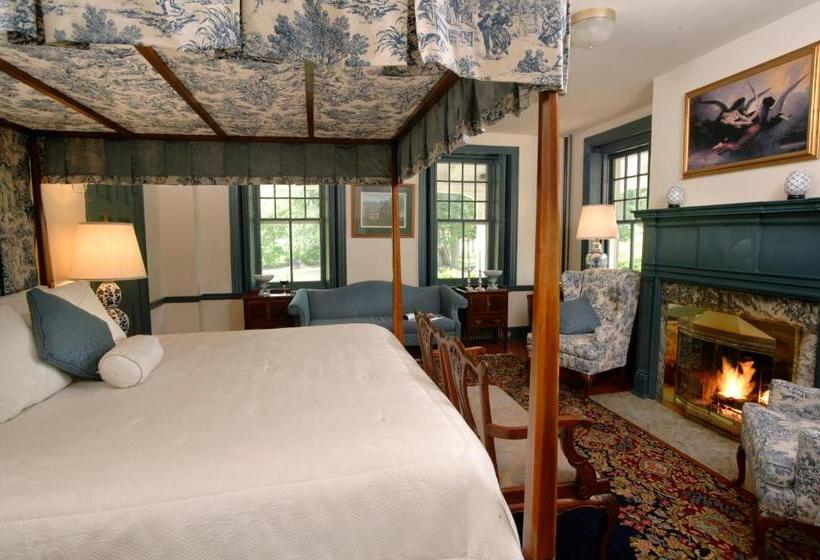 Номер Deluxe Кровать Кинг, Cameron Estate Inn