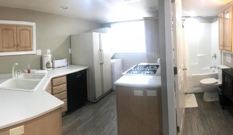 غرفة سوبيريور عائلية, Cameron Estate Inn