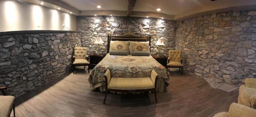 غرفة سوبيريور عائلية, Cameron Estate Inn