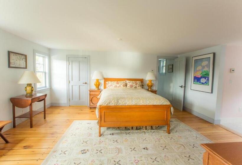 جناح, Riverhouse