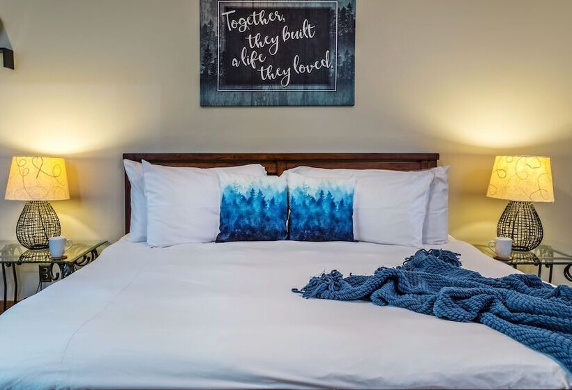 Номер Superior Кровать Кинг, Sheridan House Inn  Adult Only Accommodation