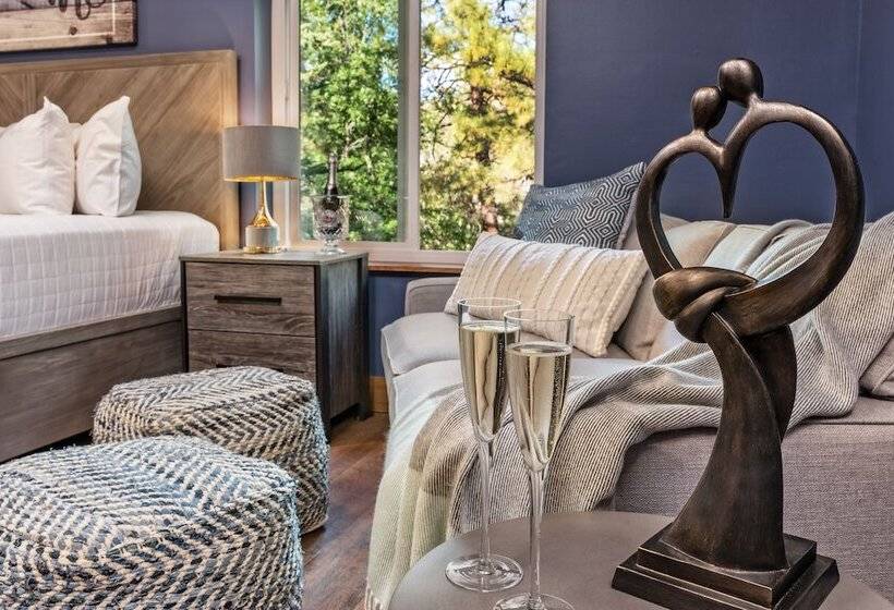 Номер Deluxe Кровать Кинг, Sheridan House Inn  Adult Only Accommodation