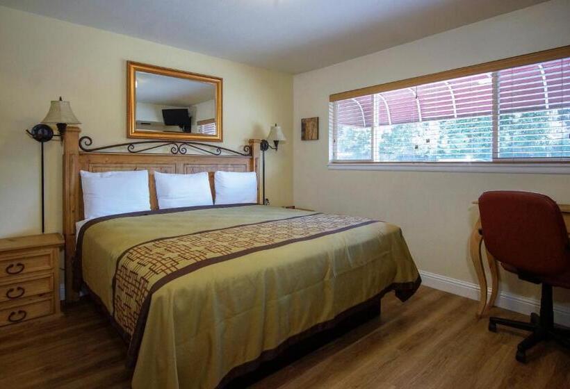 스위트, Charm Motel & Suites