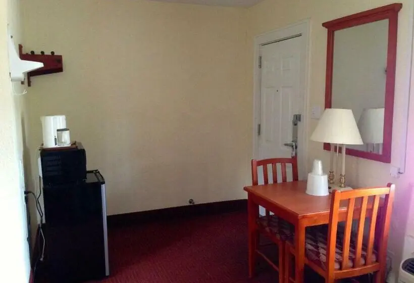 スタンダードルーム, Crown Inn Motel Yorktown