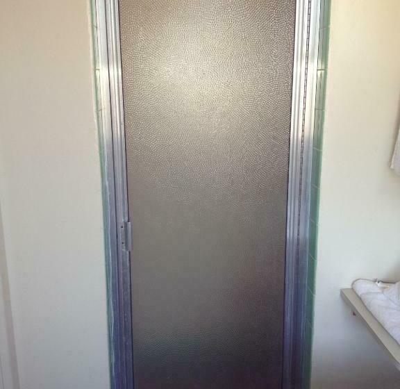 1ベッドルームアパートメント, Hacienda Motel